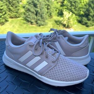 Adidas Women's Cloudfoam Qt Racer Running Shoe Size 8